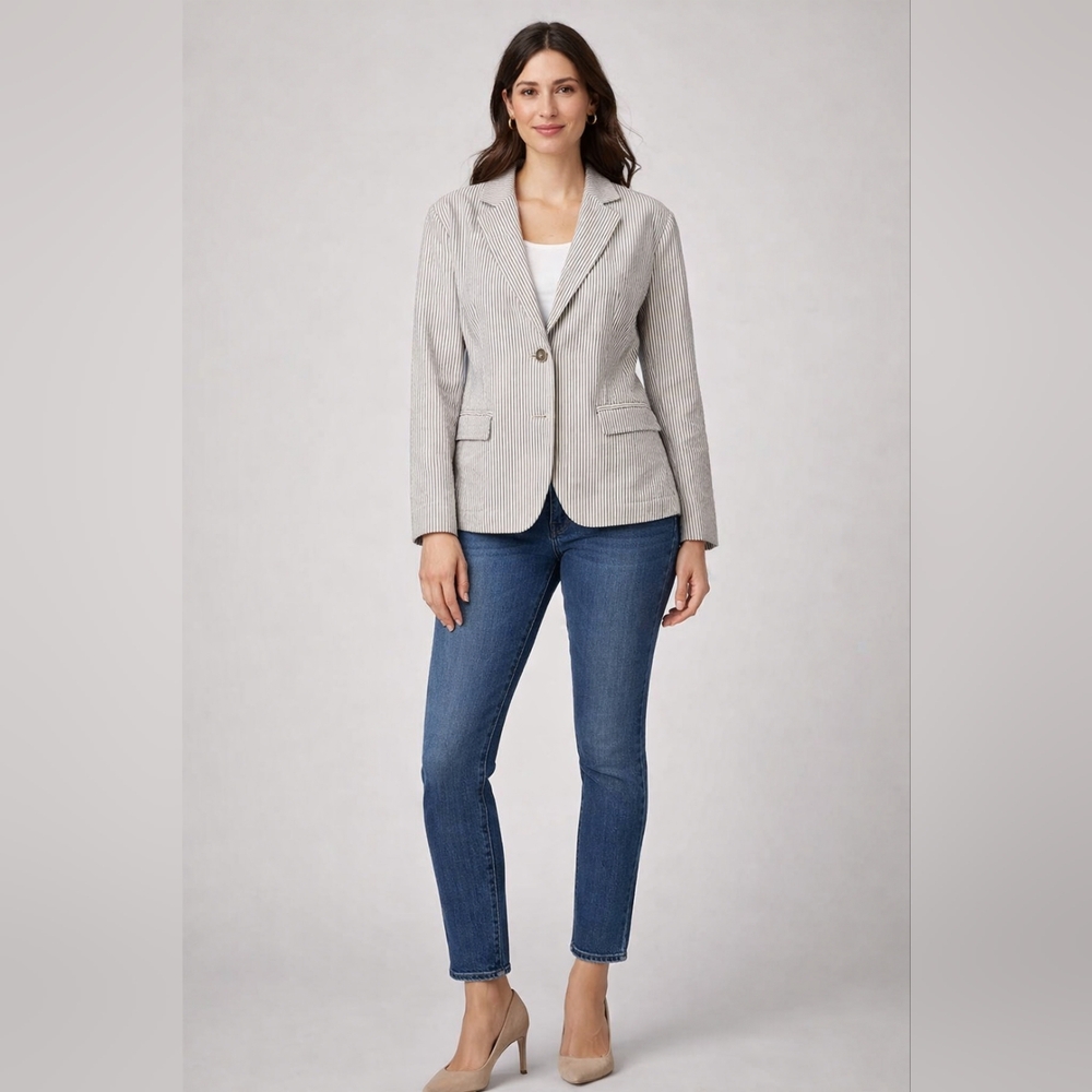 Lafayette 148 New York Seersucker Stripe Blazer Size 8